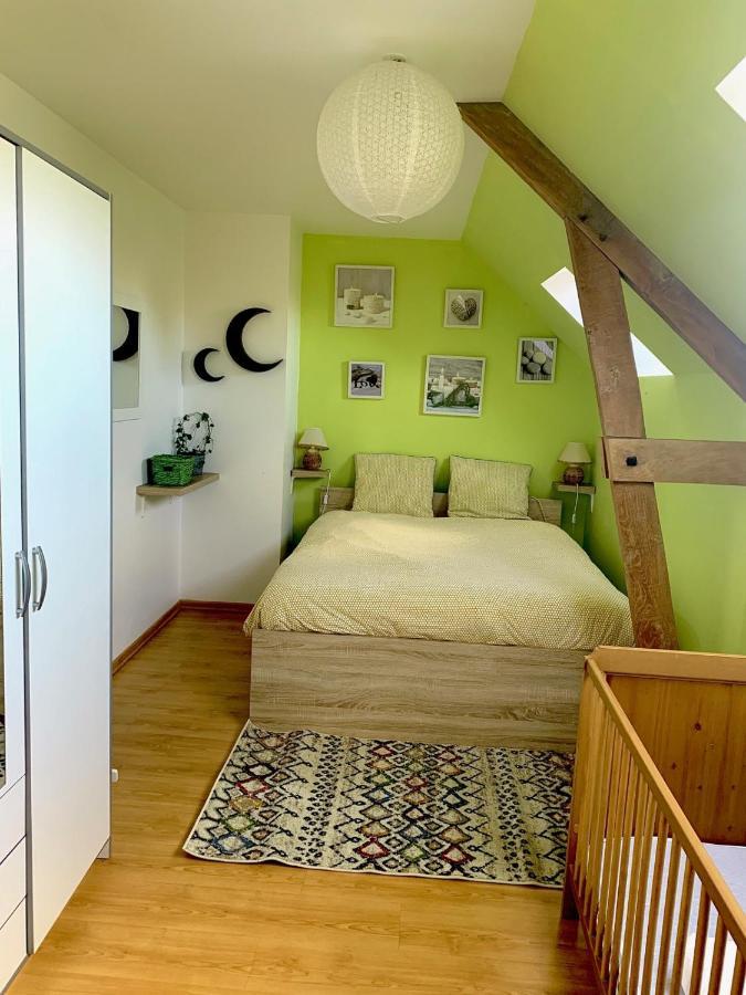 Holiday home Le So Sweet: Charming Maison With Garden And Games Near Omaha Sainte-Honorine-des-Pertes